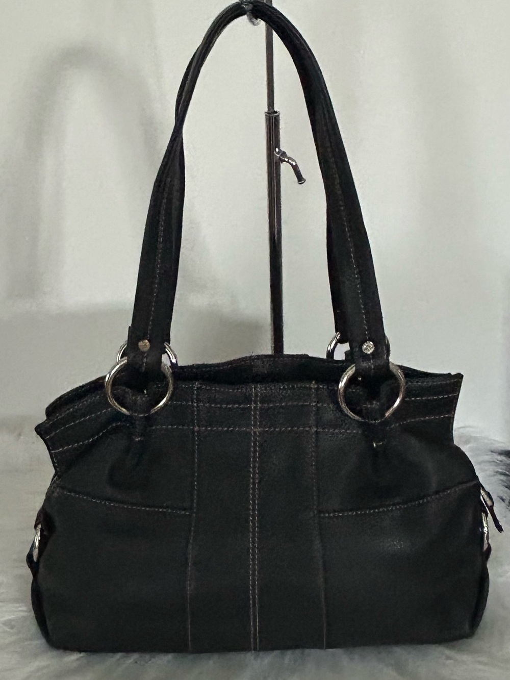 Tignanello Black Leather Shoulder Tote Satchel Multi Pocket Bag everyday tote - Picture 6 of 13